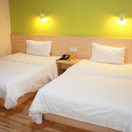 7Days Inn Huludao Xingcheng Hot Spring Street Zewnętrze zdjęcie