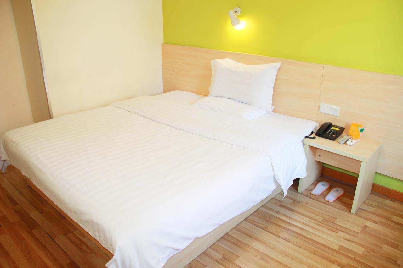 7Days Inn Huludao Xingcheng Hot Spring Street Zewnętrze zdjęcie