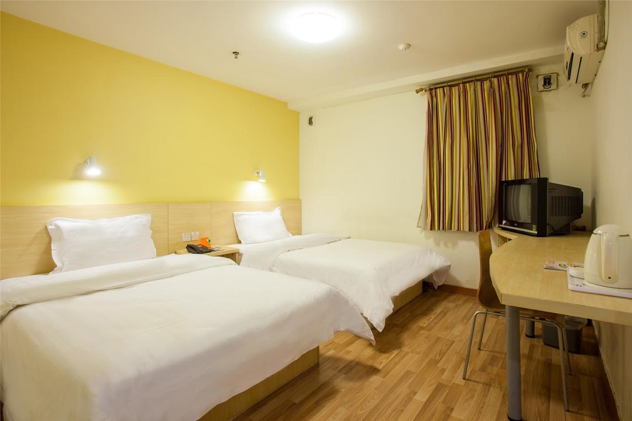 7Days Inn Huludao Xingcheng Hot Spring Street Zewnętrze zdjęcie