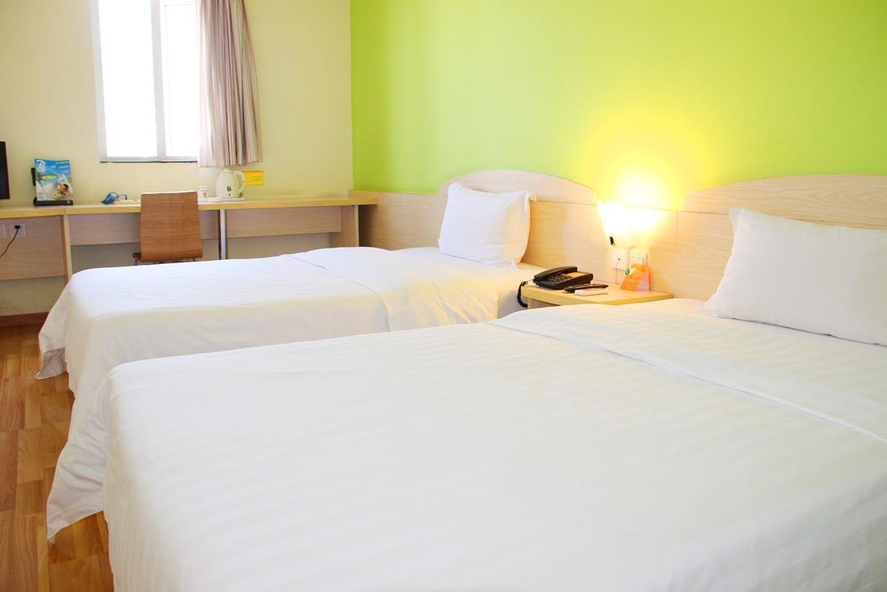 7Days Inn Huludao Xingcheng Hot Spring Street Zewnętrze zdjęcie