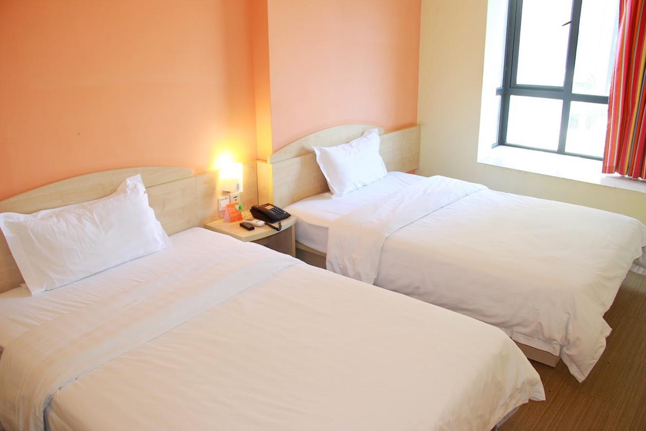 7Days Inn Huludao Xingcheng Hot Spring Street Zewnętrze zdjęcie